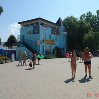 Центральное место “тусовки” отдыхающих в Дивноморское - 2007 г.