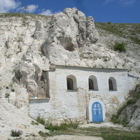 пещерный храм
