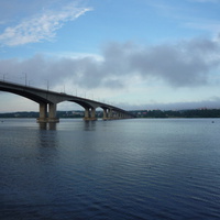 Река Волга и мост