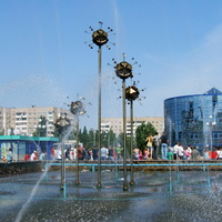 фонтан у дк Курчатова