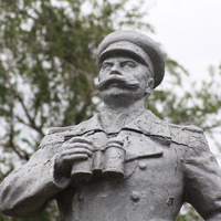 памятник маршалу Буденному