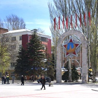 Памятный знак "Орден Победы" на площади Победы