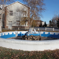 фонтан у ДК