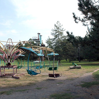 детская площадка в парке