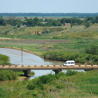 мост через реку Егорлык