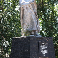 памятник Герою Гражданской В.И.Чапаеву