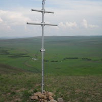 Крест на "Вознесенчихи" установлени изготовленМихалевым Владимиром Иннокентьевичем