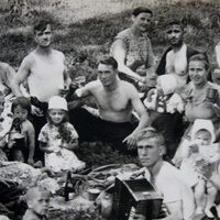 Кропачёво. 1961 год. Река Юрюзань. Семьи работников нефтеперекачки на отдыхе