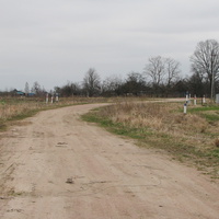 Дорога в деревню со стороны д. Богутичи