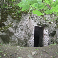 Пещеры моностыря