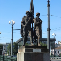 Зелёный мост - одно из лучших инженерных сооружений Вильнюса и лучшие скульптуры уличного монументального искусства.