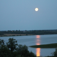 Лунная дорожка.Кольчугинское водохранилище