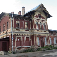 Здание вокзала.