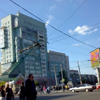 перекрёсток Комсомольского проспекта и улицы Молодогвардейцев
