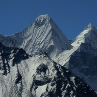 Горные вершины Гималаев.