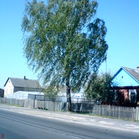 Главная улица деревни: Ленина