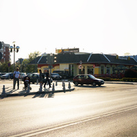 Пионерская улица, 11 МакДак