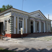 Весёлая Лопань. Железнодорожный вокзал "Долбино" в Весёлой Лопани.