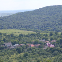 Вигляд села із "Куруцикової" бані. Початок літа
