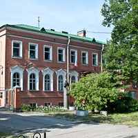 Здание администрации поселка
