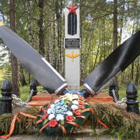 Памятник на станции Шайковка