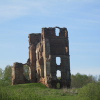 развалины замка Смольяны