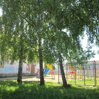 Детсая площадка у школы - интерната.