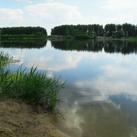 Озеро напротив села Титовка