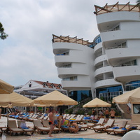 Hotel Catamaran