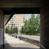 Арка в доме на площади Металлургов