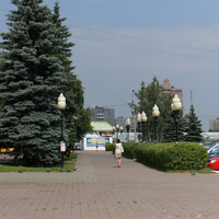 Сквер на площпди Металлургов