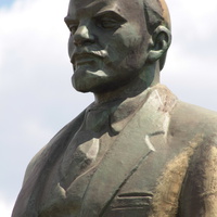фрагмент памятника Ленину