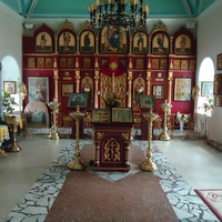внутри храма