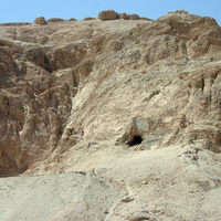 Гробницы в Дейр эль-Бахри
