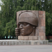 Мемориальный парк, памятник погибшим Коломенцам в годы Великой Отечественной войны