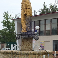 Скульптурная композиция в фонтане