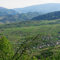 Вид с вершины горы на Межгорье