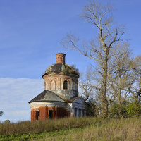 Покровская церковь села Пирогово.