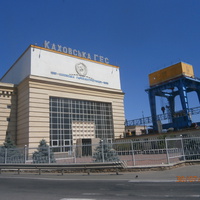 Каховська  ГЭС