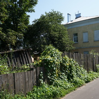 Деревянный забор