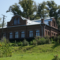 Дом на берегу Москва реки