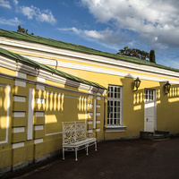Служебное здание Екатерининского дворца