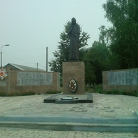 Памятник защитникам России