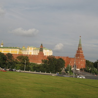 Вид на Манежную улицу и Боровицкую площадь