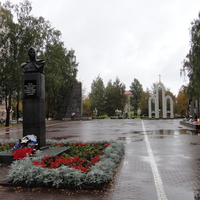 Мемориальный сквер в честь Героя Советского Союза В.Ф. Полякова.