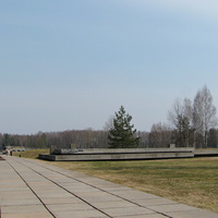 Вход на территорию мемориального комплекса "Хатынь"