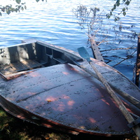 Тигвера.лодка на озере