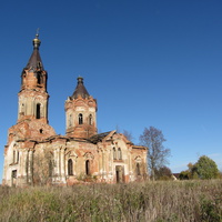Введенская церковь в Хотово, другой ракурс