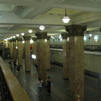 метро Комсомольская
