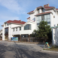 Бердянск. Ул. Макарова.Отель "Ника".